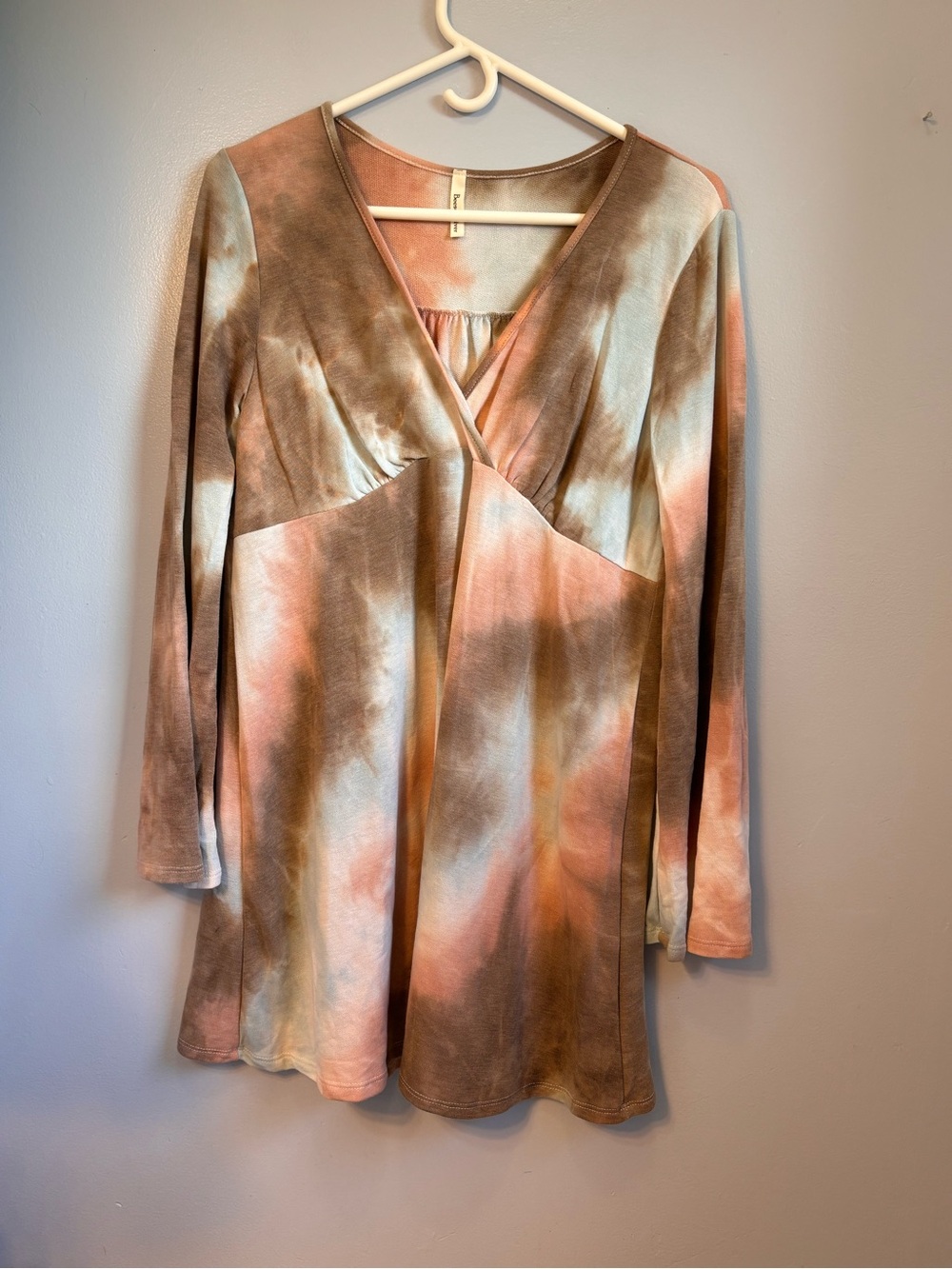 Beeson River Tie Dye Cross Front Long Sleeve Dress Sz L. NWOT